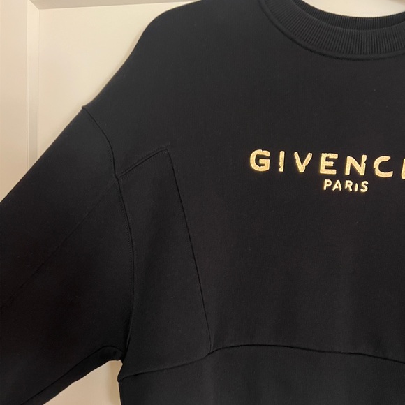 Givenchy Cropped Sweatshirt - Picture 2 of 4
